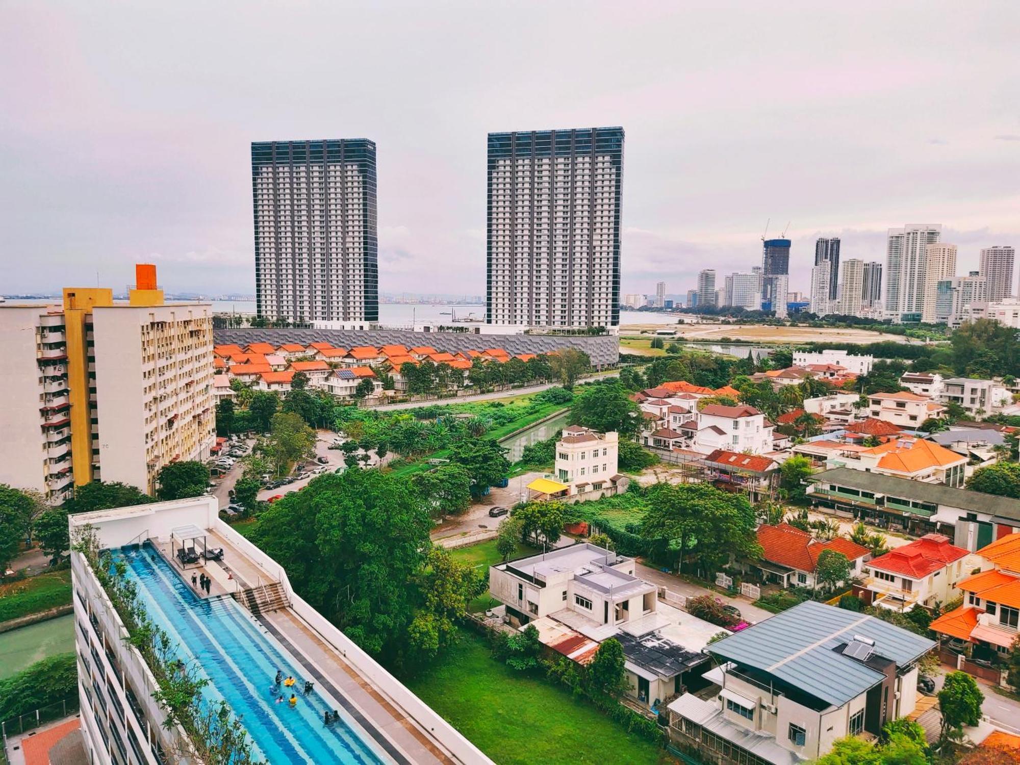 The Landmark By Katana 3Br To 4Br Luxury Seaview Landmark Homestay At Gurney 15-16Pax 无敌海景套房 Tanjung Tokong Eksteriør billede